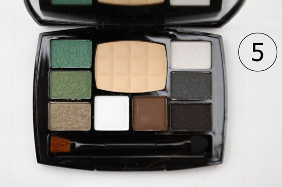 Тени с пудрой Chanel Travel Makeup Palette 33g (5)
