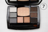 Тени с пудрой Chanel Travel Makeup Palette 33g (7) Тени с пудрой Chanel Travel Makeup Palette 33g (7)