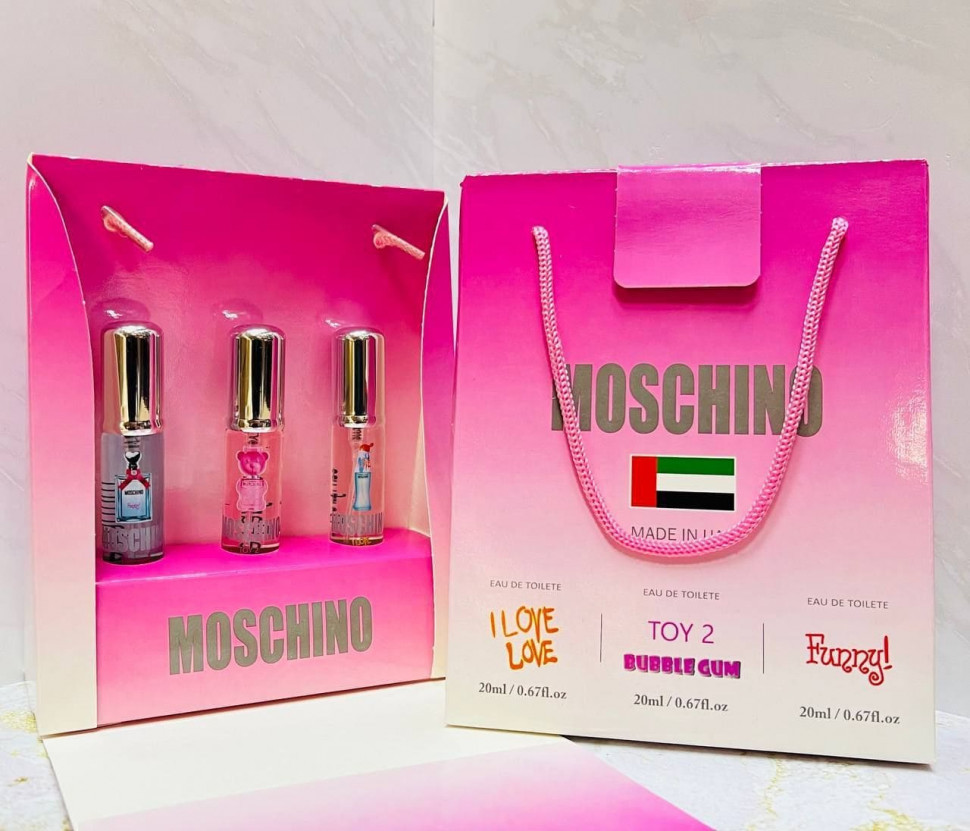Подарочный парфюмерный набор Moschino 3x20 ml ОАЭ Подарочный парфюмерный набор Moschino 3x20 ml ОАЭ
