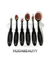 Набор кистей для макияжа HUDABEAUTY(6ШТ) Набор кистей для макияжа HUDABEAUTY(6ШТ)