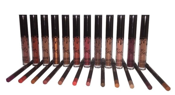 Блеск для губ +Карандаш Kylie matte liquid lipstick & lip pencil (12цв)