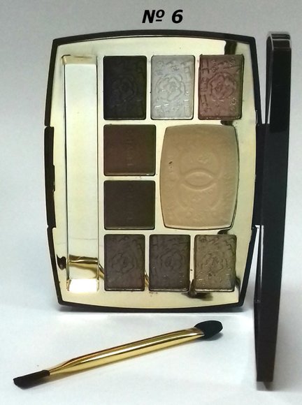 Тени с пудрой Chanel Travel Makeup Palette 33 гр.