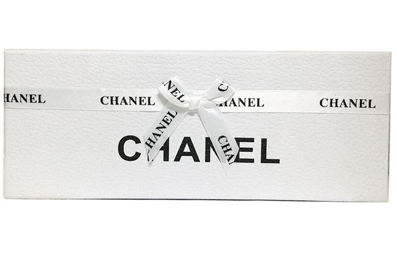 Подарочный набор Chanel (туалетная вода+помада+блеск) Подарочный набор Chanel (туалетная вода+помада+блеск)