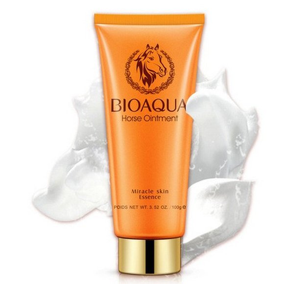 Пенка для умывания с лошадиным маслом Horseoil Bioaqua 100 ml Пенка для умывания с лошадиным маслом Horseoil Bioaqua 100 ml