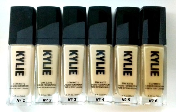 Тональный крем Kylie Stay matte liquid foundation30 ml