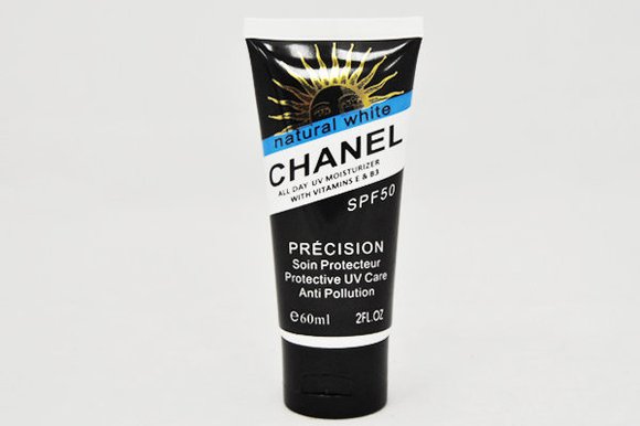 Солнцезащитное средство для лица Chanel Precision Soin Protecteur SPF50