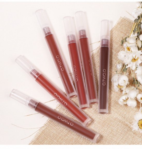 Матовая губная помада O.TWO.O арт. YJ002 #B01 3 ml.